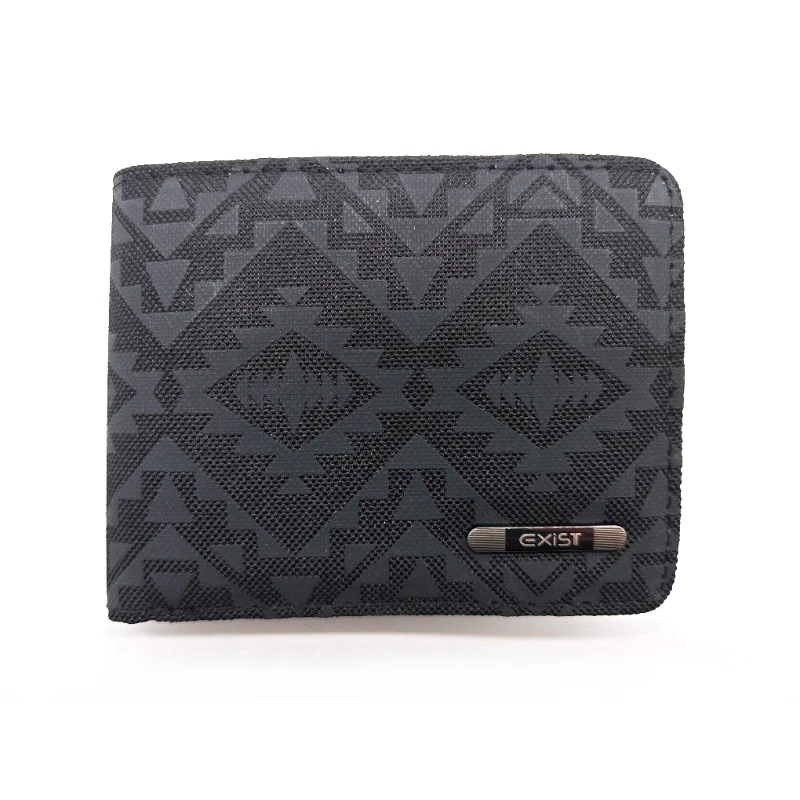 Bifold Wallet for Men: Classic Style Meets Everyday Functionality