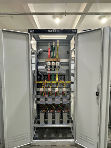 Top-tier Low-Voltage Switchgear Manufacturer: Unveiling Quality and Efficiency in Electrical Solutions