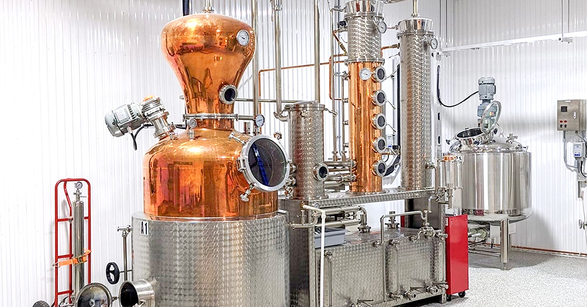 Column Still Supplier: What to Consider Before Buying Distillation Equipment